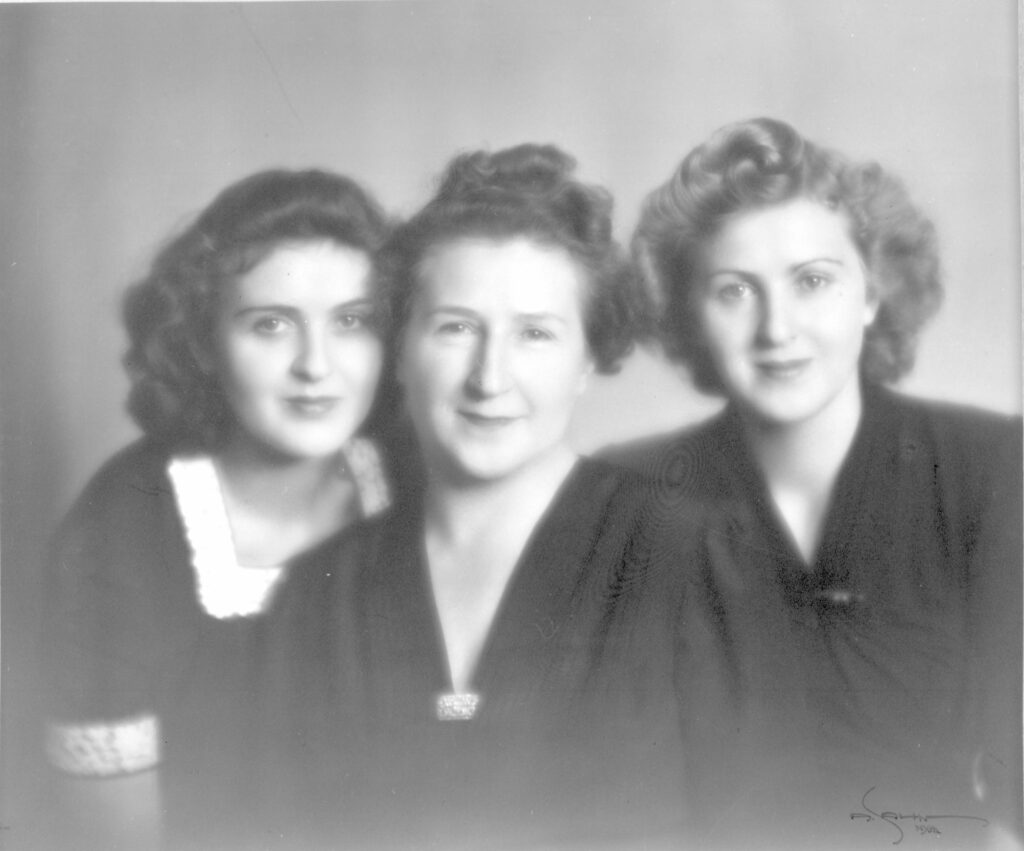 Eva Braun, Gretl Braun and Franziska Braun (black and white photo of the three women from the chest up; all have 1940s hairstyles and dark clothing)